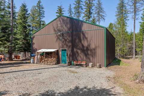 7608 E Tellum Ave, Athol, ID 83801