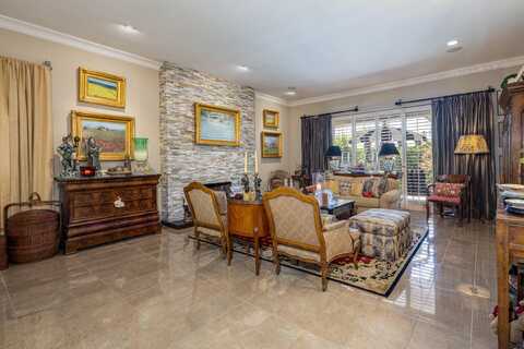 10 Temple Court, Rancho Mirage, CA 92270