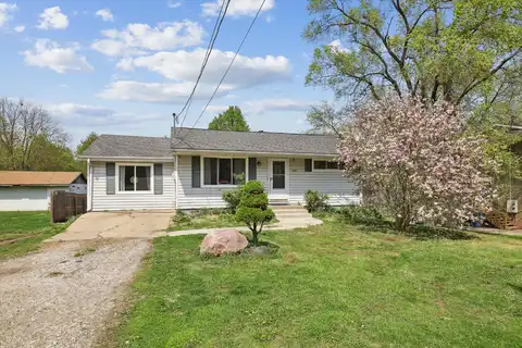 1502 E Glenwood Drive, Des Moines, IA 50320