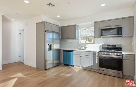 2055 S Garth Ave, Los Angeles, CA 90034