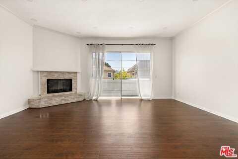 7912 Blackburn Ave, Los Angeles, CA 90048