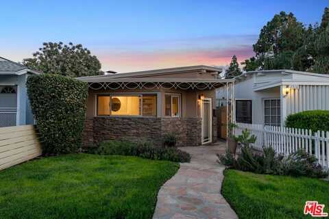 2914 W Chandler Blvd, Burbank, CA 91505