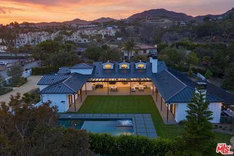 6530 Zuma View Pl, Malibu, CA 90265