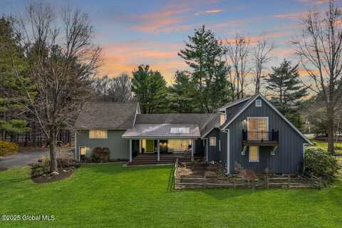 7 Meadowdale Road, New Scotland, NY 12009