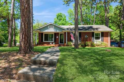 1501 Briarfield Drive, Charlotte, NC 28205