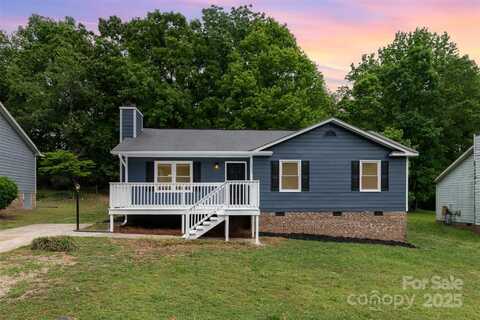 8220 Chrisbry Lane, Charlotte, NC 28215