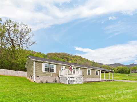 51 Blazing Trail, Waynesville, NC 28786