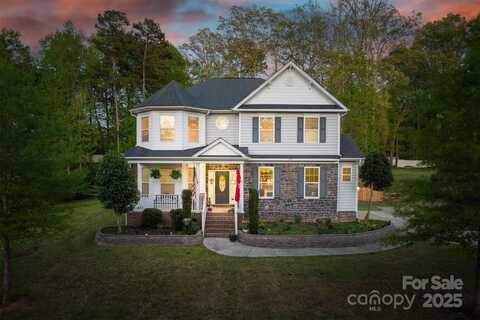 139 Autumn Grove Lane, Mooresville, NC 28115