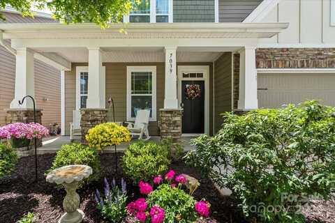 7039 Chrysanthemum Road, Lancaster, SC 29720