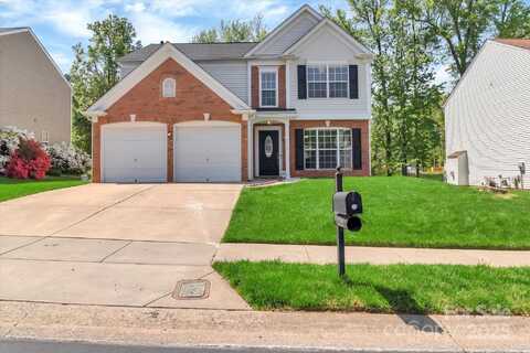 1216 Stourbridge Lion Drive, Charlotte, NC 28213