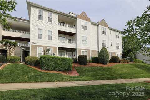 18711 Ruffner Drive, Cornelius, NC 28031