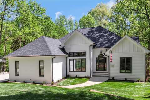 5538 Camelot Drive, Charlotte, NC 28270