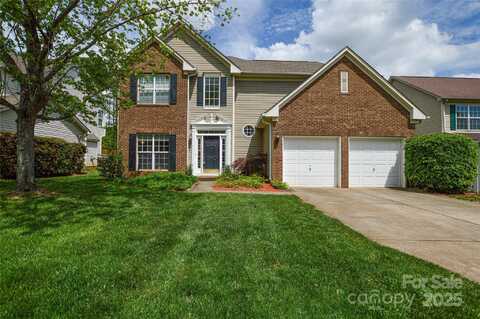 9713 Autumn Applause Drive, Charlotte, NC 28277