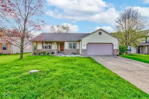 990 Bull Run W Drive, Greenwood, IN 46143