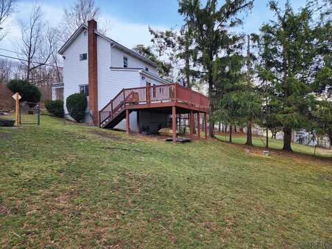 130 Seesetown Road, Sidman, PA 15955