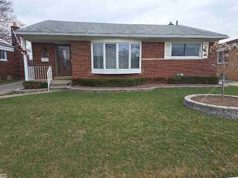 18063 Winsome, Fraser, MI 48026