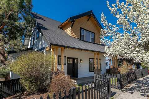 2539 NW Awbrey Road, Bend, OR 97703