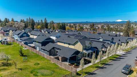 691 NE Vail Lane, Bend, OR 97701