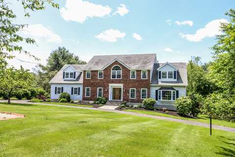 3 Huntington Lane, New Fairfield, CT 06812