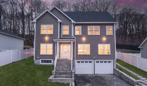 24 Hillandale Road, Danbury, CT 06811