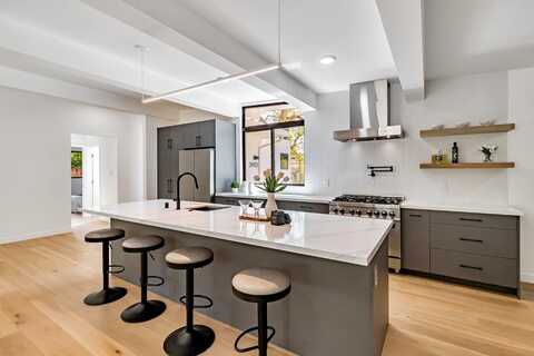 3992 Bibbits DR, PALO ALTO, CA 94303