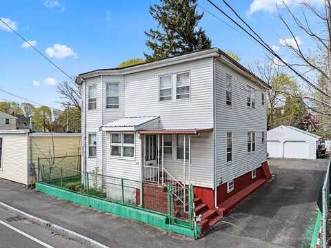 184 Ames St, Brockton, MA 02302