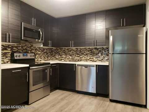 136 Amberly Drive, Manalapan, NJ 07726