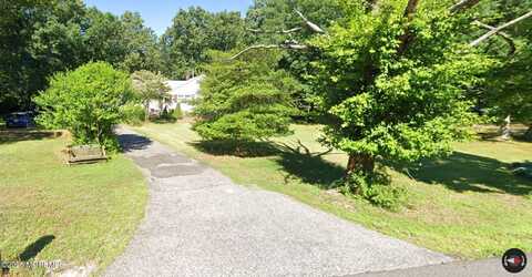 52 Frank Applegate Road, Jackson, NJ 08527