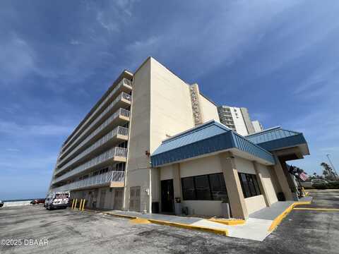 2043 S Atlantic Avenue, Daytona Beach, FL 32118
