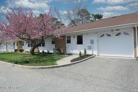 22b Edinburgh Lane, Manchester, NJ 08759