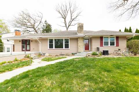 3514 Davisson Road, Des Moines, IA 50310