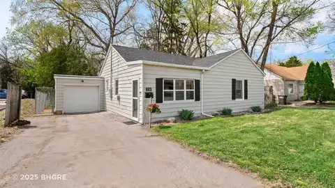 2318 56th Street, Des Moines, IA 50310