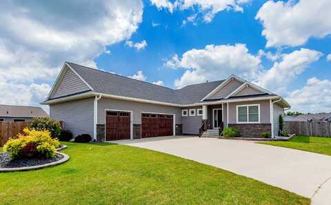 320 Hawthorne Circle, Gilbert, IA 50105