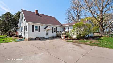 5552 W 68th Street S, Colfax, IA 50054