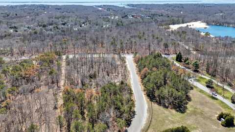 98 Old Country Road, Westhampton, NY 11977