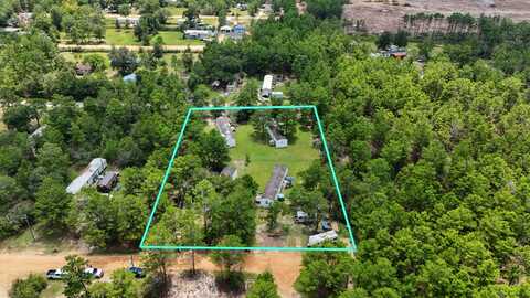 143 W Honeysuckle Street, DeFuniak Springs, FL 32433