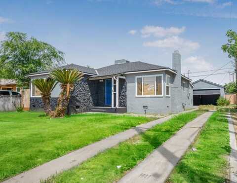 4731 Laurel Avenue E, Fresno, CA 93702