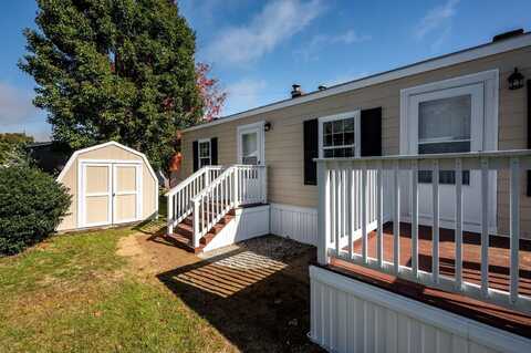 59 Blackberry Place, Kittery, ME 03904
