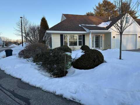 7 Macintosh Lane, Old Orchard Beach, ME 04064