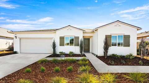 2587 Seiad Street, Redding, CA 96002