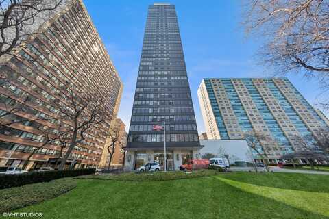 3150 N Lake Shore Drive, Chicago, IL 60657