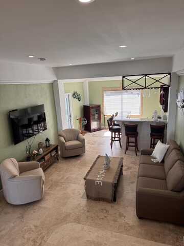 214 Normandy Drive, Key Largo, FL 33070