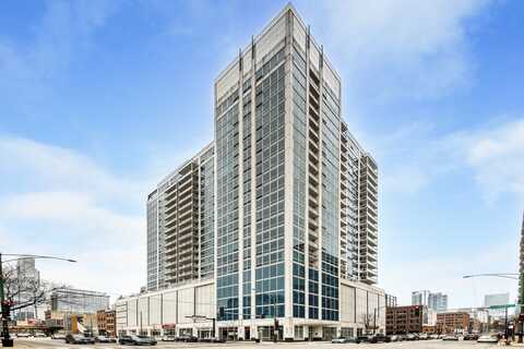 757 N Orleans Street, Chicago, IL 60654