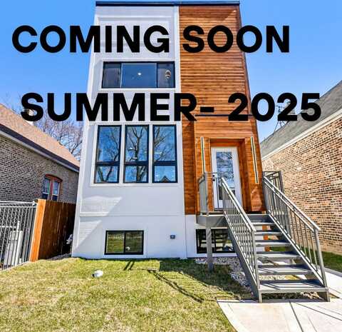 932 N Monticello Avenue, Chicago, IL 60651