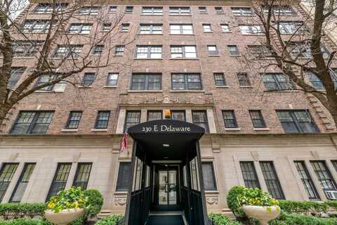 230 E DELAWARE Place, Chicago, IL 60611