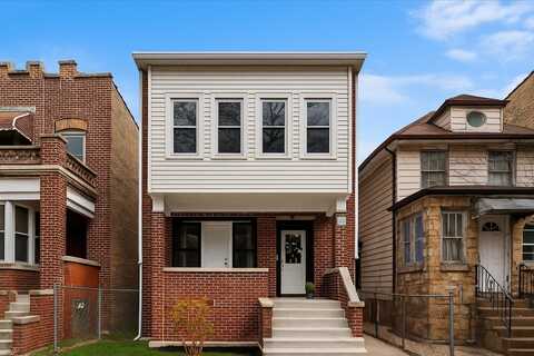 3236 W Eastwood Avenue, Chicago, IL 60625