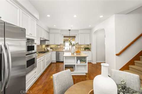 21359 Estepa Circle, Huntington Beach, CA 92648