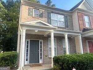 4870 Hairston Park Square, Stone Mountain, GA 30083