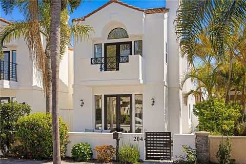 204 Lincoln Ave, Huntington Beach, CA 92648