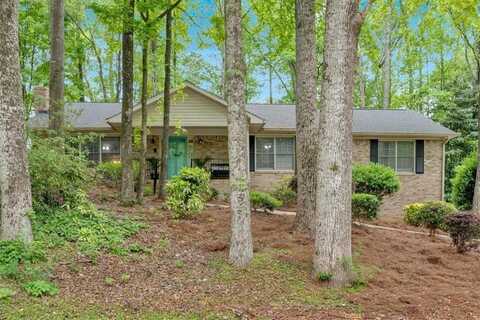 8980 Country Club Drive, Douglasville, GA 30134